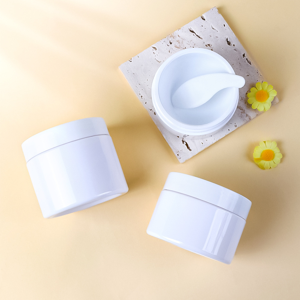 Facial Cream Jar 300ml 400ml 500ml Customize White Lotion Jar Plastic Cosmetic Butter Packaging Can Wide Mouth Pump Jar