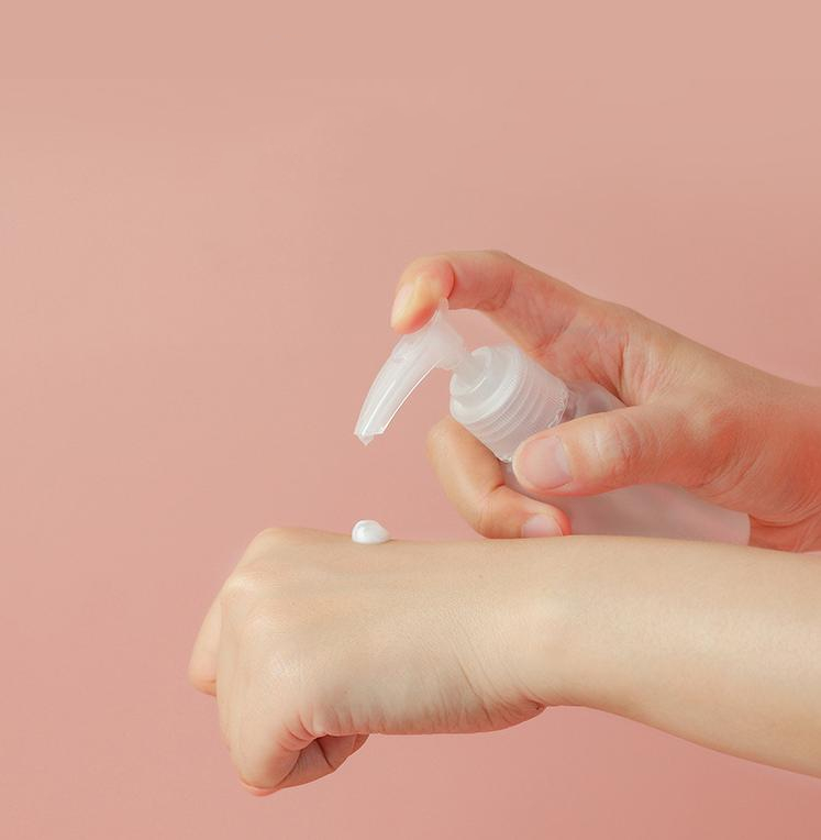 50ml 80ml Travel Size Lotion Shampoo Squeeze Bottles Flip Cap Body Wash Bottles Pump Dispenser Moisturizing Water Spray Bottle
