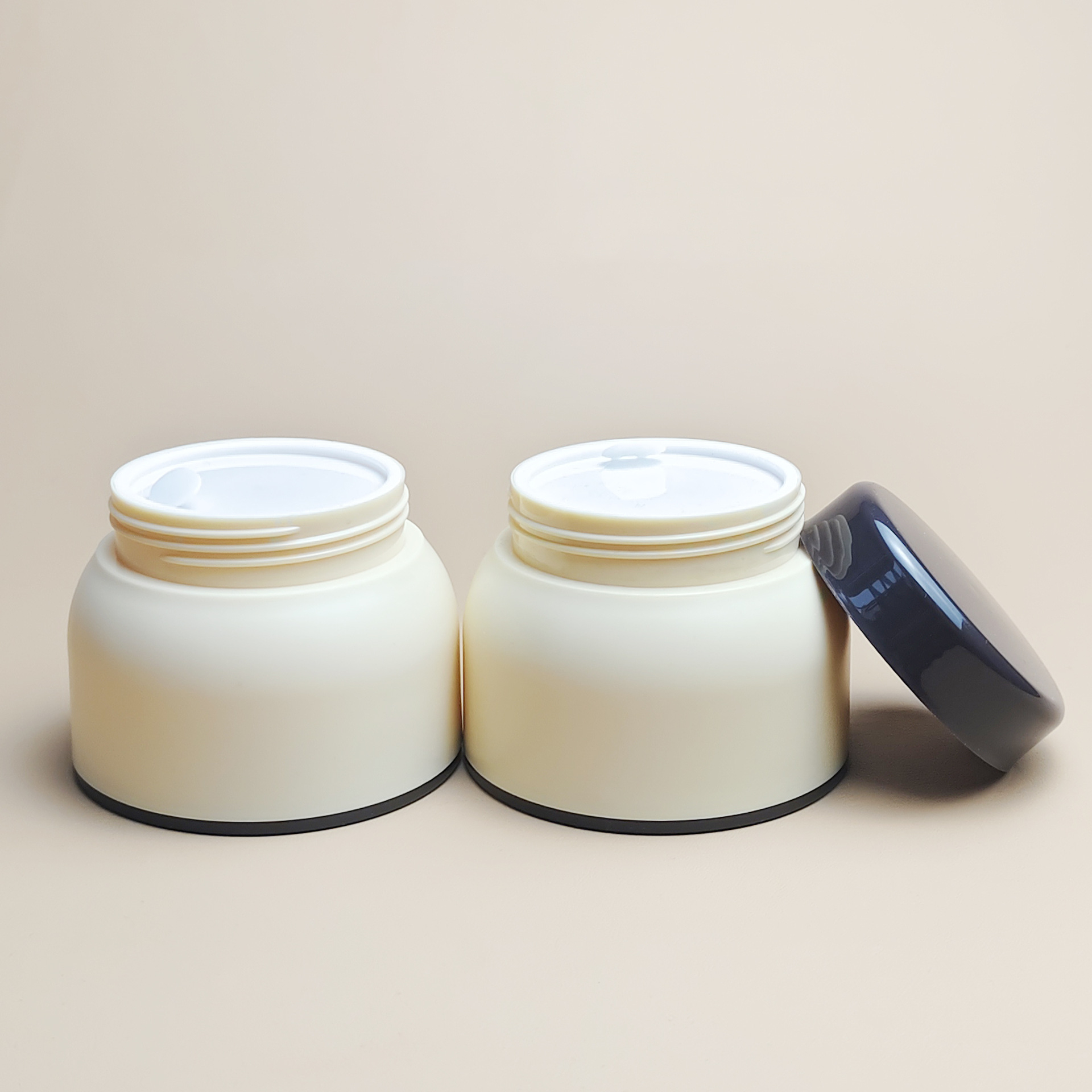 Color 100g Goat Milk Cream Jar Cosmetics Lotion bottle 30g 50g Baby cream jar Double Wall PP Plastic Wide Mouth Jars with lids