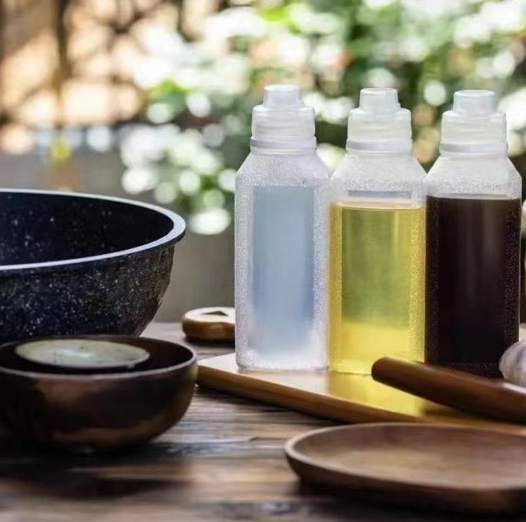 Hot Fill PP Bottle 300ml 500ml Soft Plastic Squeeze Bottle food grade with silicone valve cap for Oil Vinegar honey Ketch Sauce