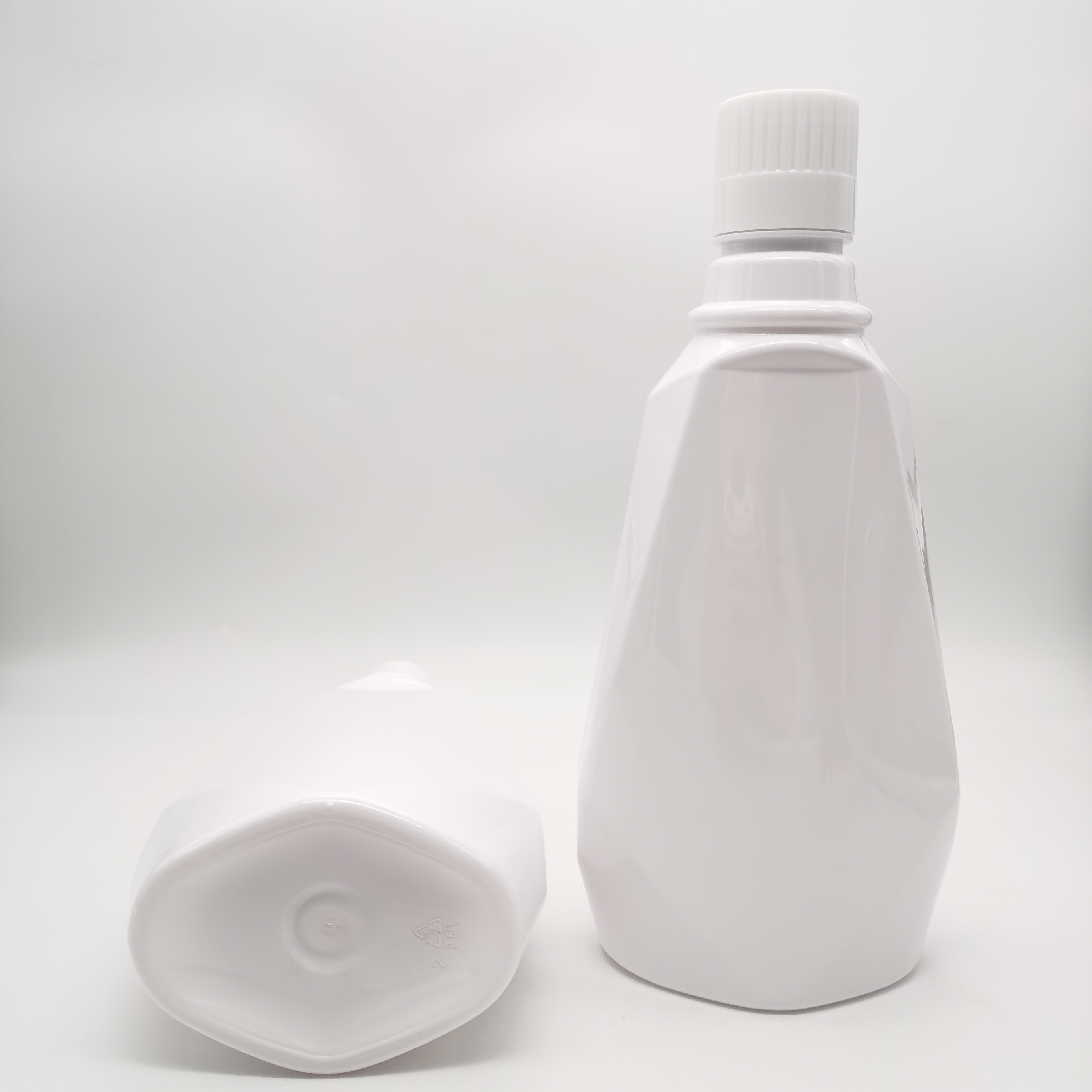 Refillable empty PET plastic therabreath mouthwash bottle 500ml for bathroom with CRC cap