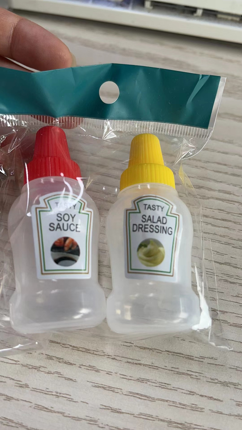 25ml Travel Portable Mini Ketchup Bottle Tomato Mayonnaise Container Mustard Dispenser Small Sauce Squeeze Bottle with Twist Cap